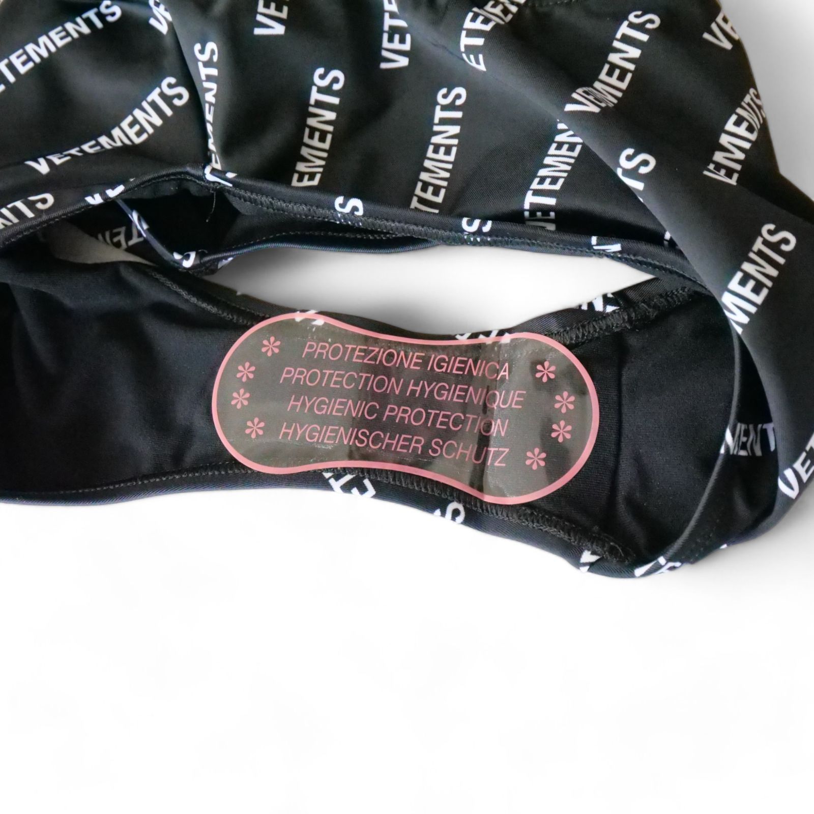 VETEMENTS フルボディスーツ ブラック VETEMENTS ヴェトモン swim wear 水着 ボディスーツ ロゴ レディース