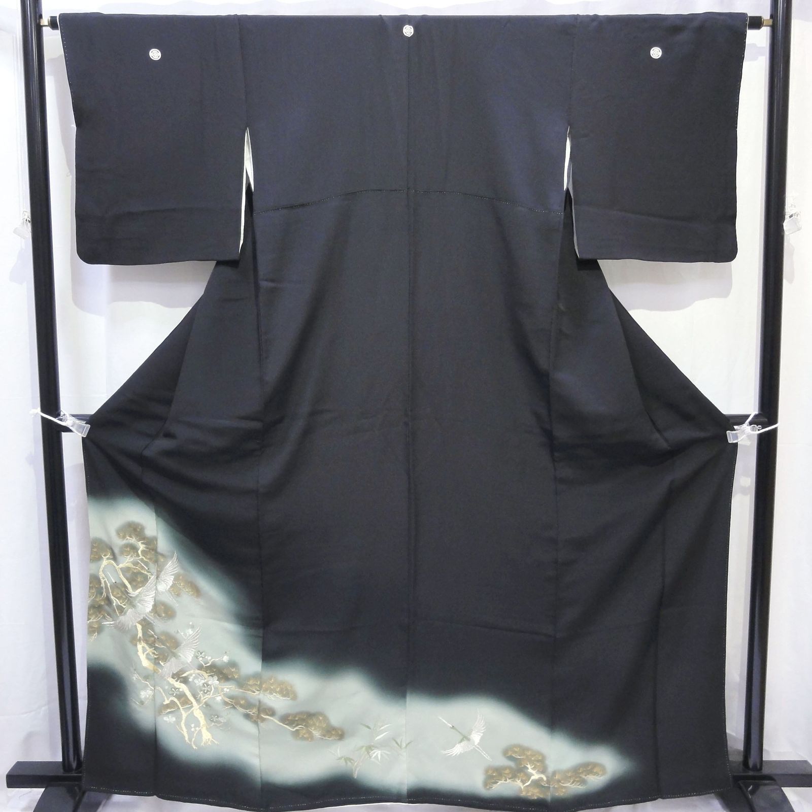 正絹 黒留袖 着物 孔雀 鶴 松 No.200701-0440 梱包サイズ60