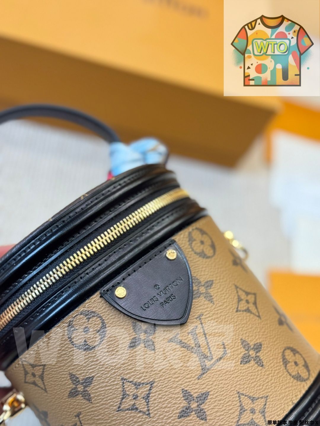LOUIS VUITTONルイヴィトンバケツショルダーバッグPMポーチ付き LOUIS VUITTONルイヴィトンバケツショルダーバッグPMポーチ付き
