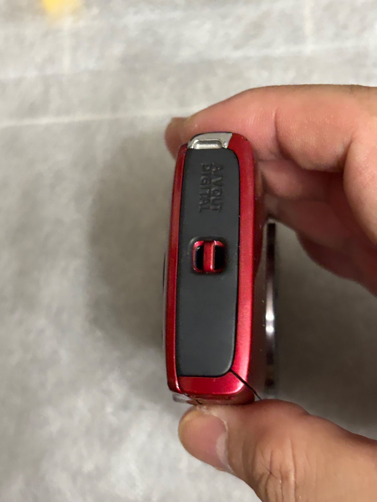 Canon IXY 150　デジカメ Amazon.co.jp: Canon デジタルカメラ IXY150 シルバー 光学8倍