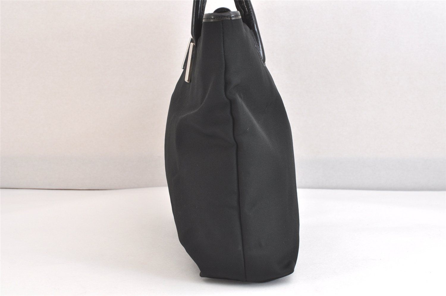 GUCCI グッチ ヴィンテージ ショルダートートバッグ ナイロン レザー ブラック 2802N DECORATOM_COM_BR