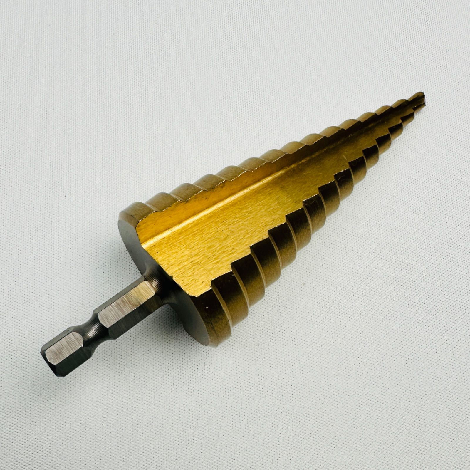 人気】ステップドリル 4 - 32 mm 5本セット タケノコ ドリル チタン