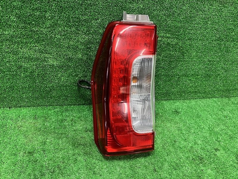 タント LA600S/LA610S 左テールランプ 220-51391 (X-9040) タント