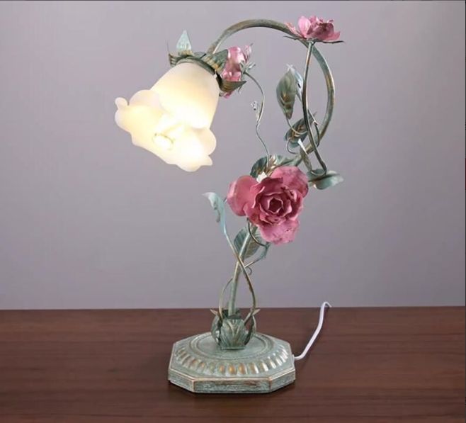 新入荷 照明 スタンドライト テーブルランプ デスクライト姫系雑貨 花柄 ローズステンド