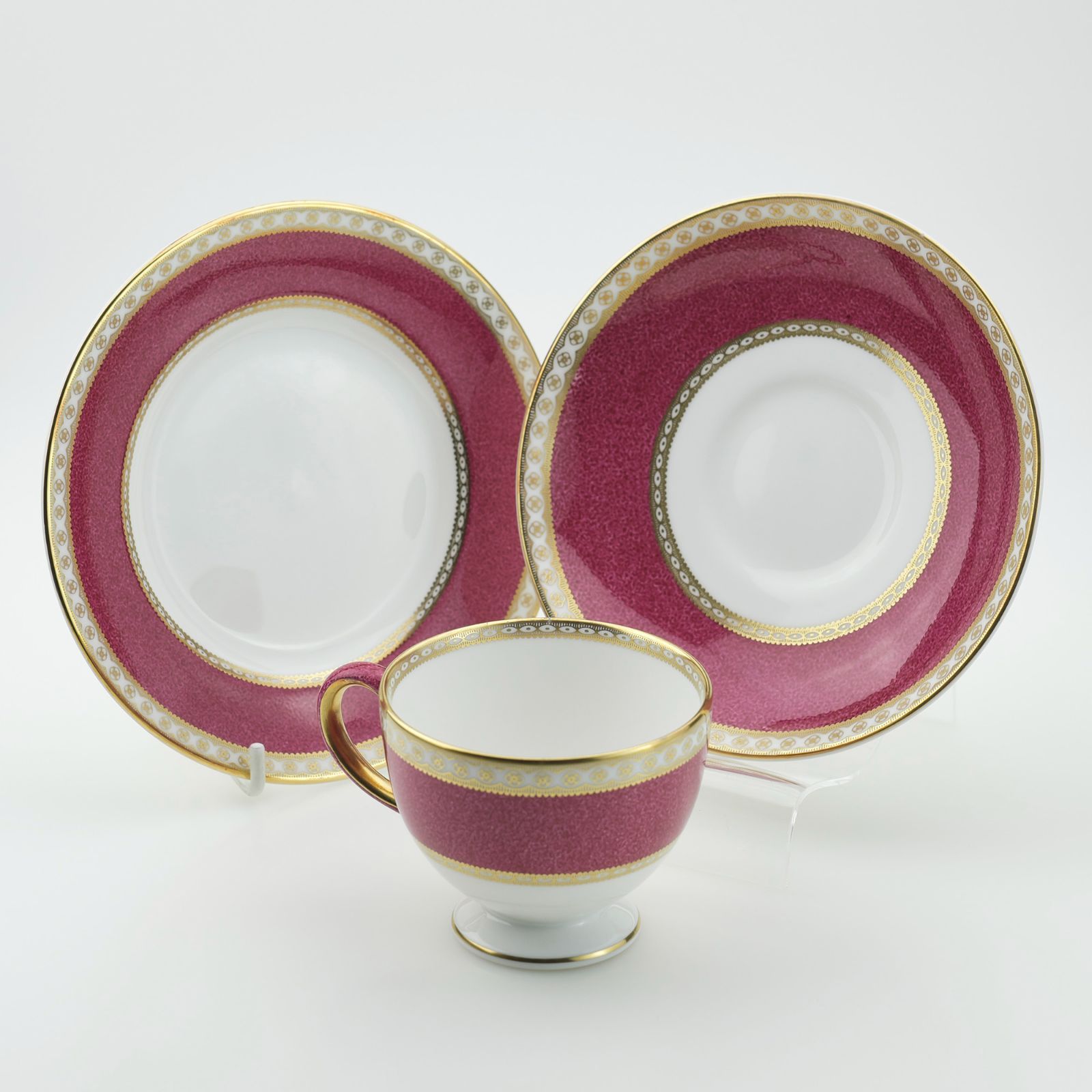 ウェッジウッドユーランダーパウダールビー　17.5㎝プレートケーキ皿6枚未使用品 ウェッジウッド 注文 ユーランダーパウダールビー カップ＆ソーサー