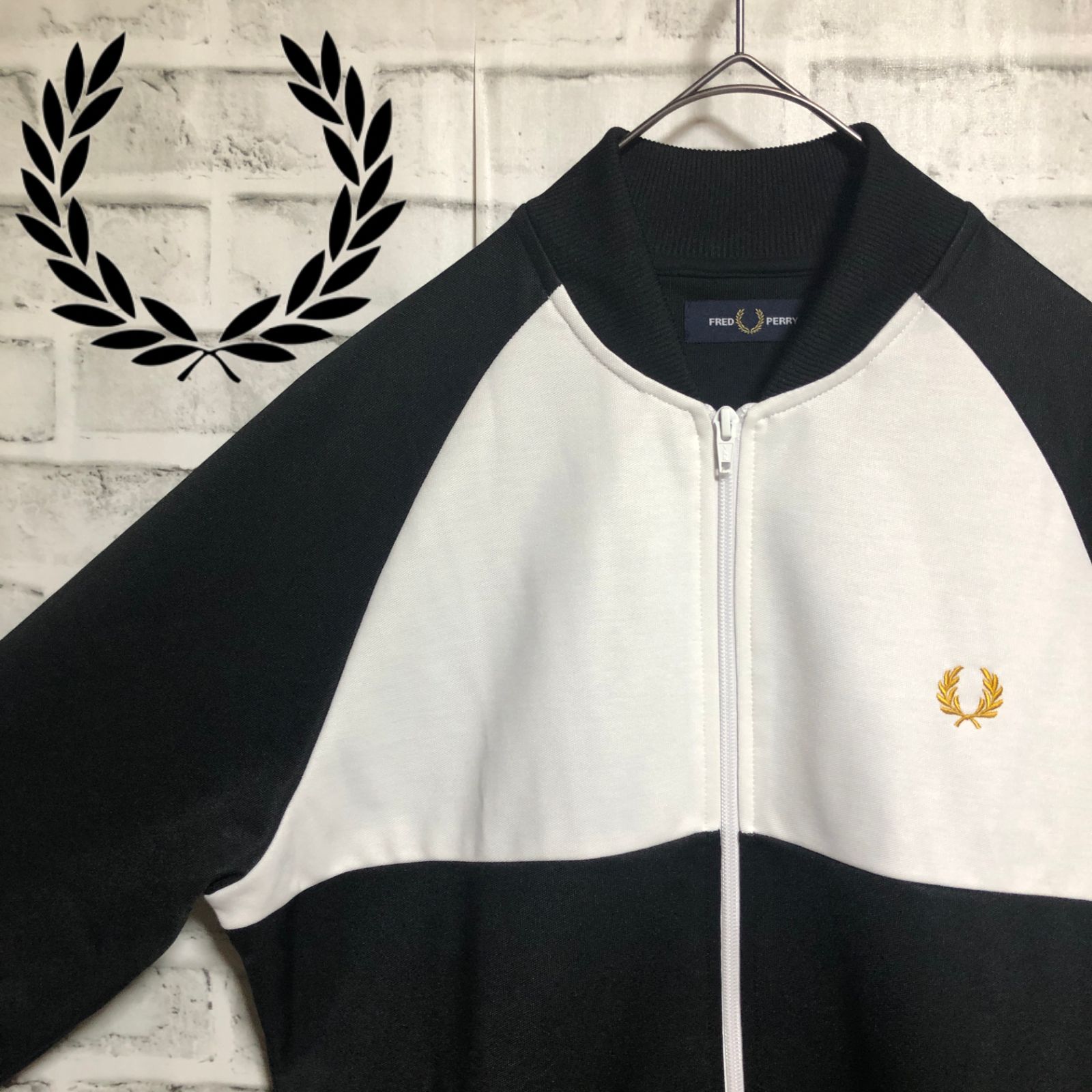 ビンテージFred Perry⭐️トラックジャケット M 刺繍月桂樹ロゴ ホワイト×赤紺黄