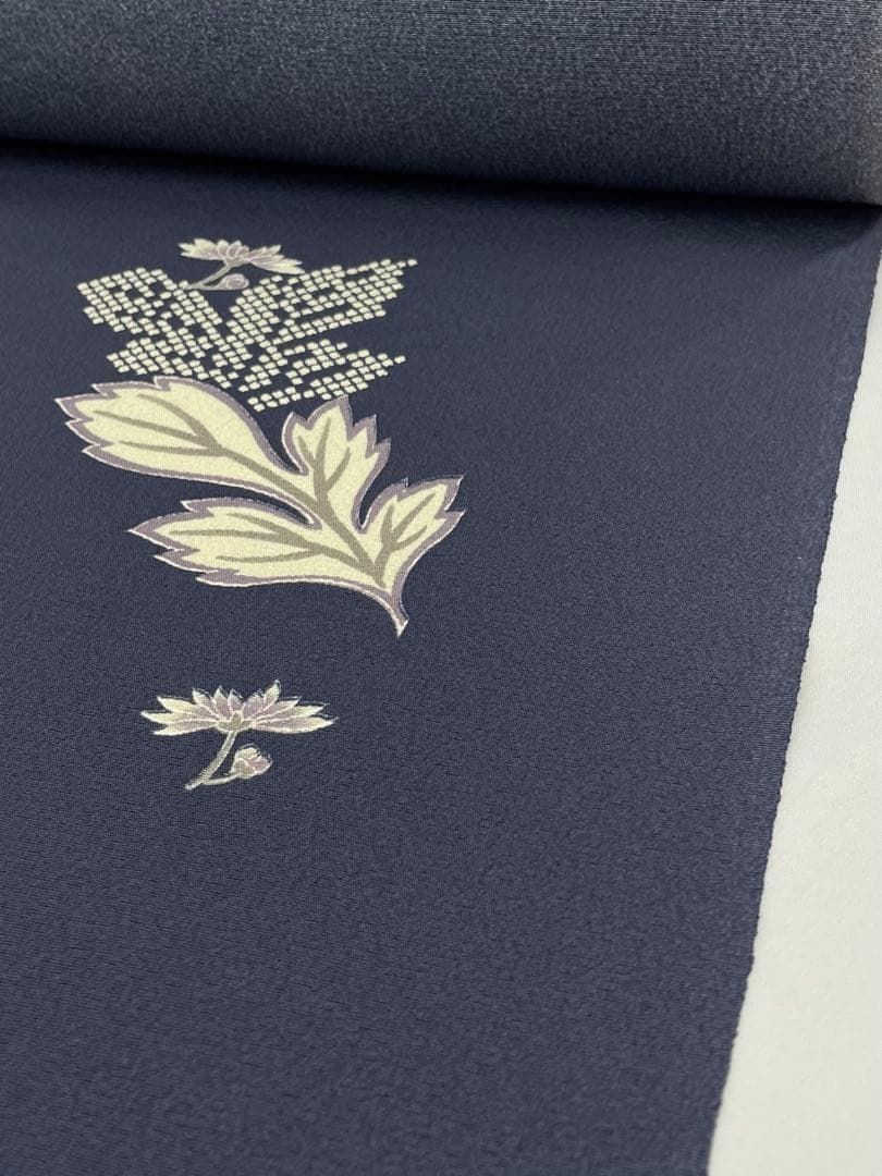 小紋 飛び柄 紋意匠 正絹 反物 - メルカリ