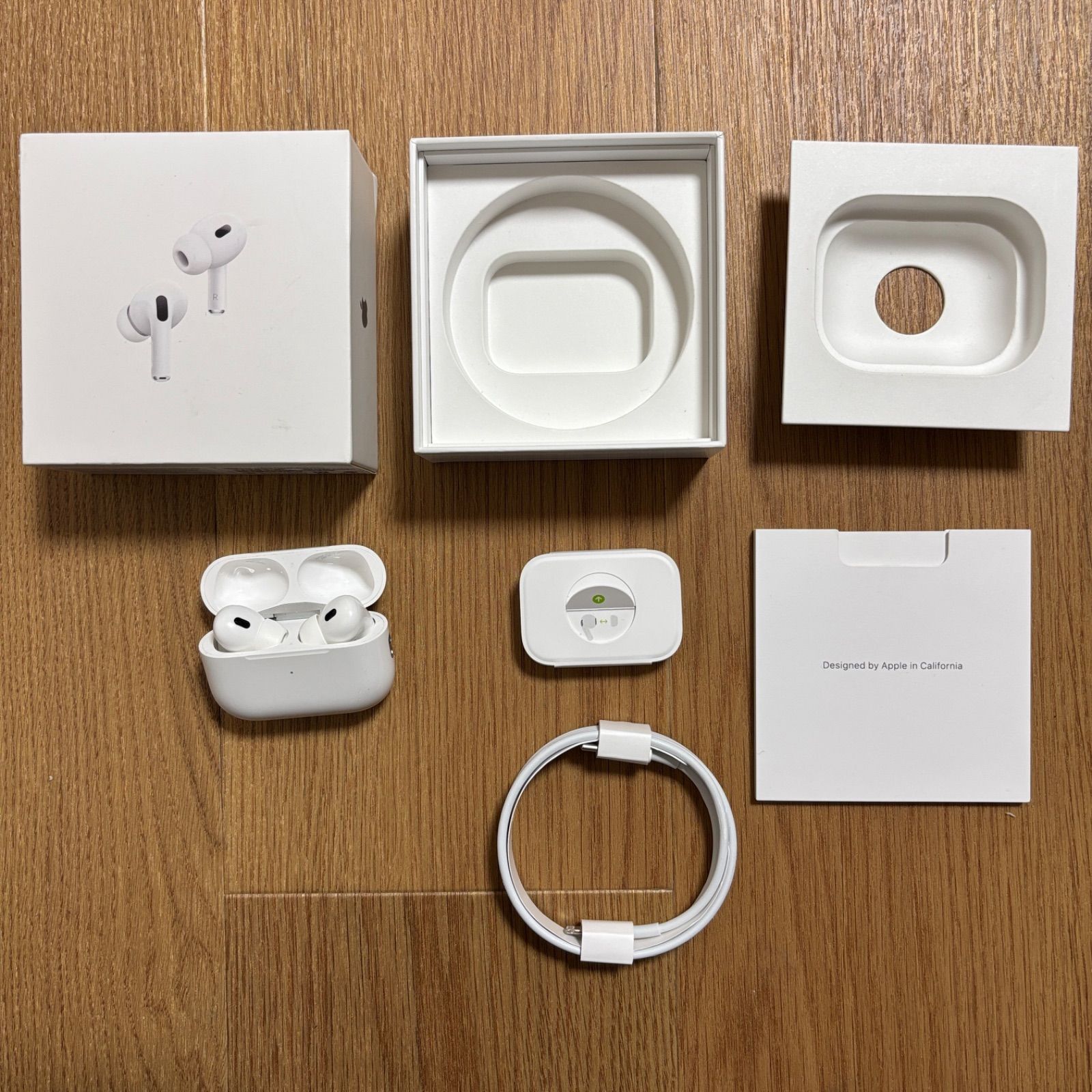 美品】純正AirPods Pro 2 Apple第2世代 Lightning 付属品完備