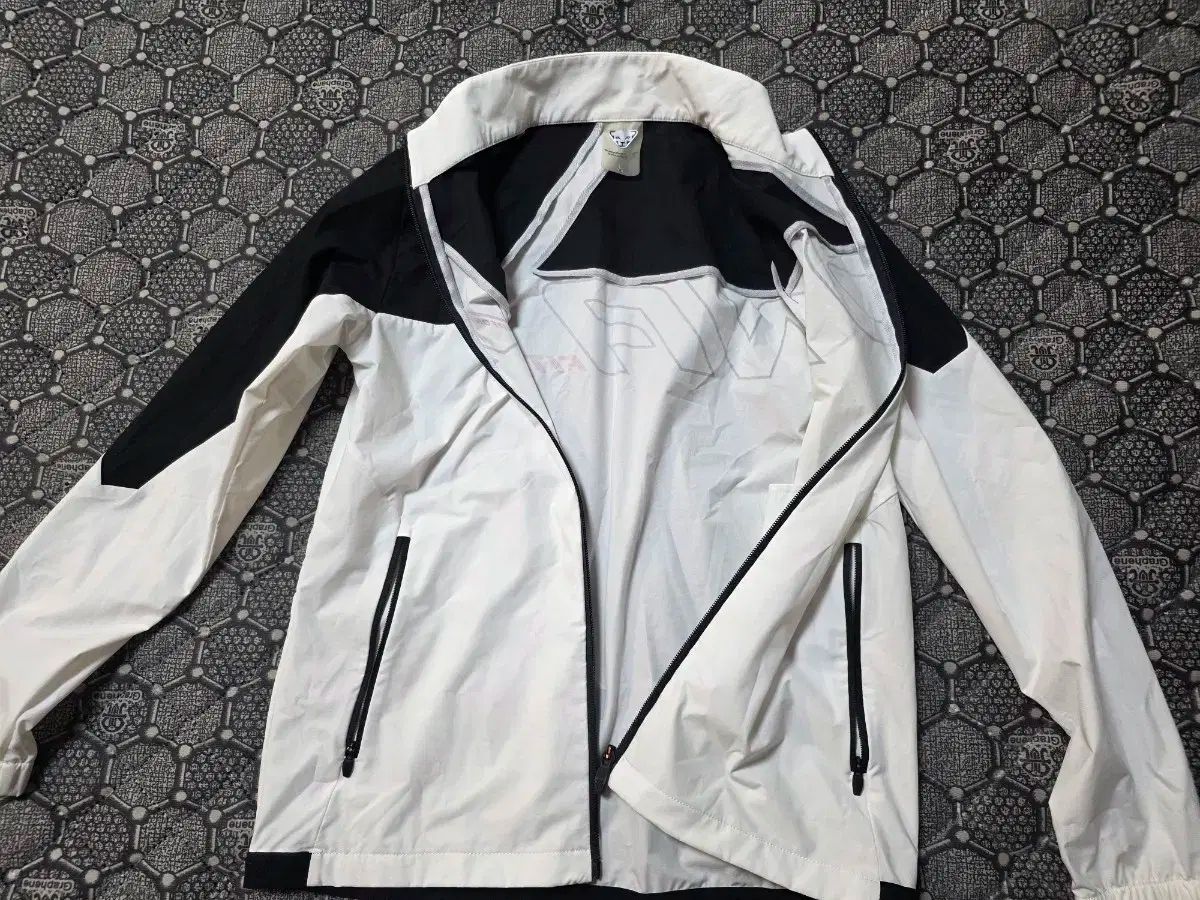 店頭用 レディース 95 L DYNAFIT ディナフィット ウィンドブレーカー ジャケット- ランニング ジャケット ジャージ ー テニー 【人気新作】