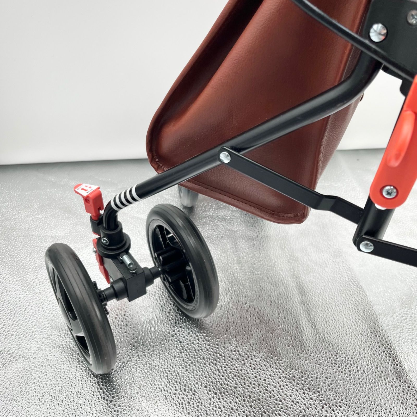 目立った傷や汚れなし☆actmore アクトモア ファイン Mサイズ シルバー