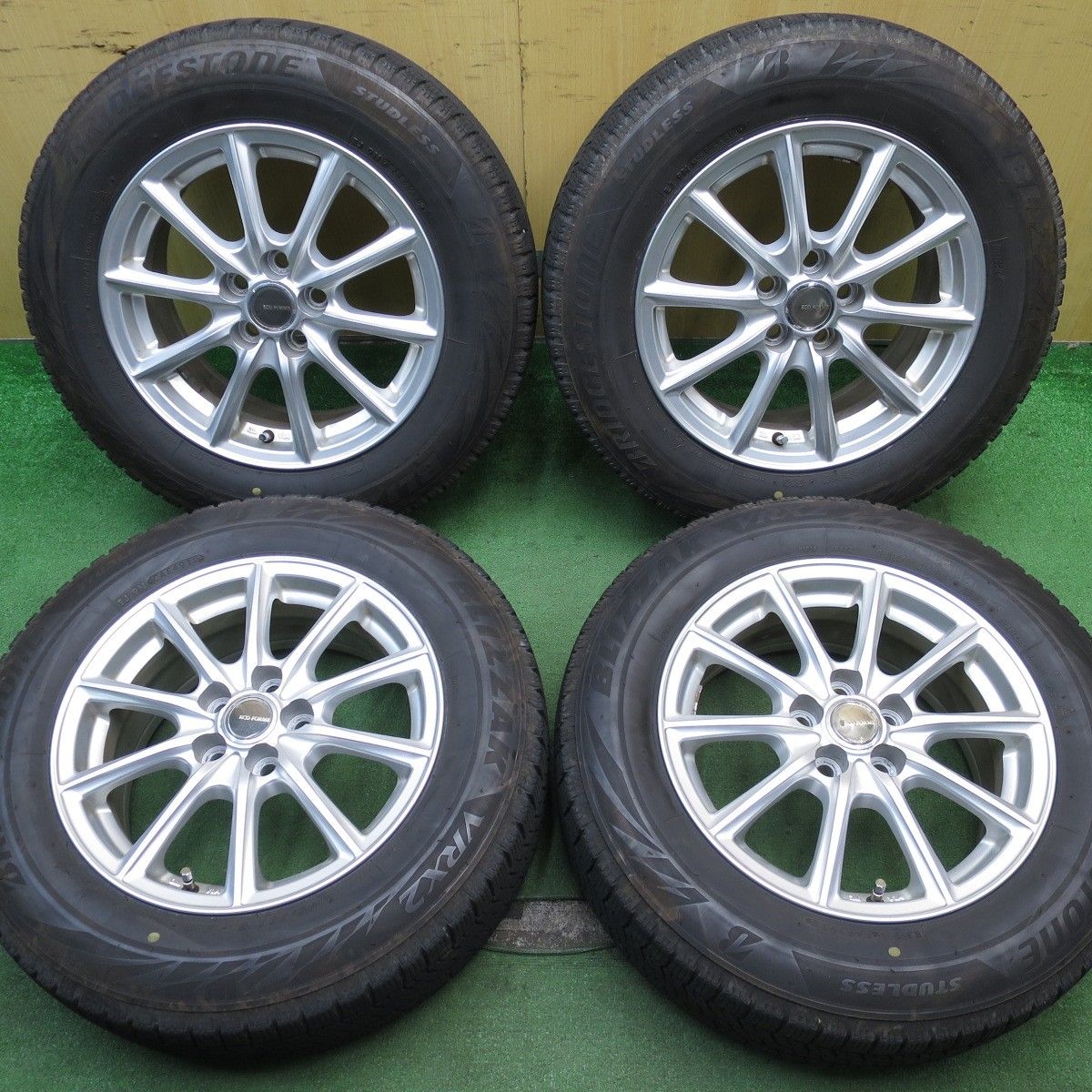 キレイ☆プリウス 等 195/65R15 スタッドレス ブリヂストン ブリザック 