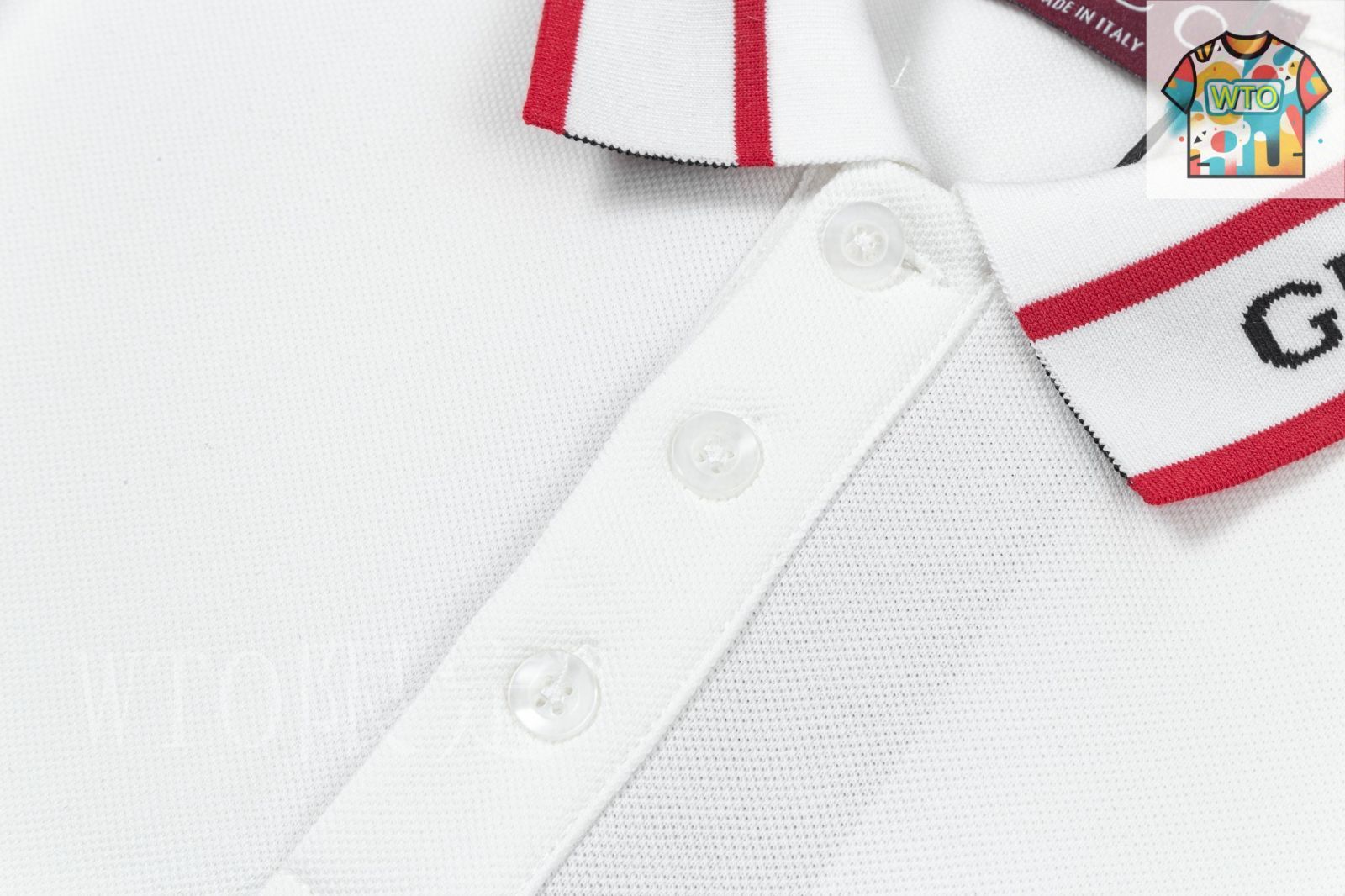 Gucci GGロゴ ブローチ レッド 今日特価】Gucci 2025 Collar Logo ユニセックス ポロシャツ-3