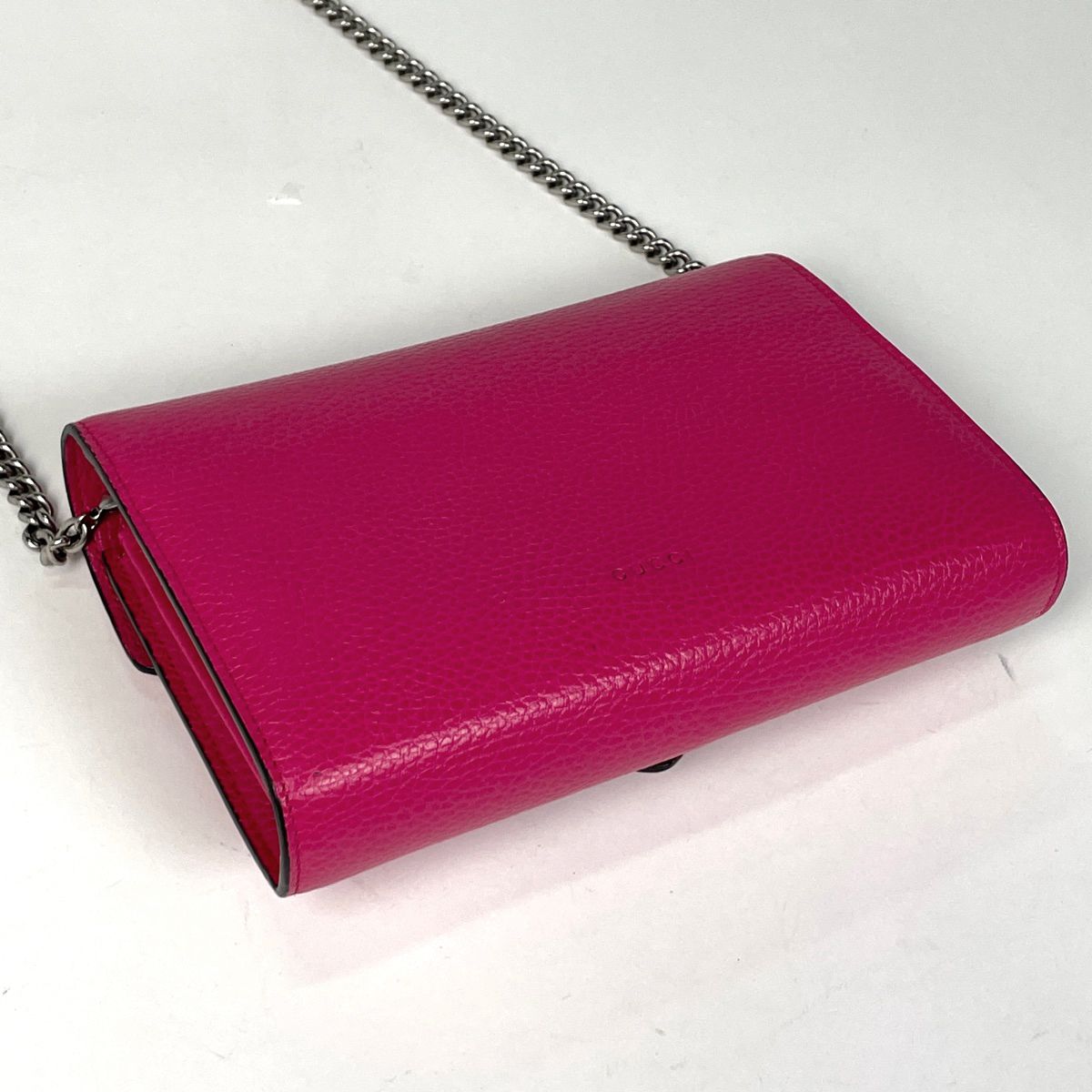 グッチ ディオニュソラス フラワー チェーン ショルダーバッグ ピンク レザー グッチ ディオニュソラス フラワー チェーン ショルダーバッグ ピンク