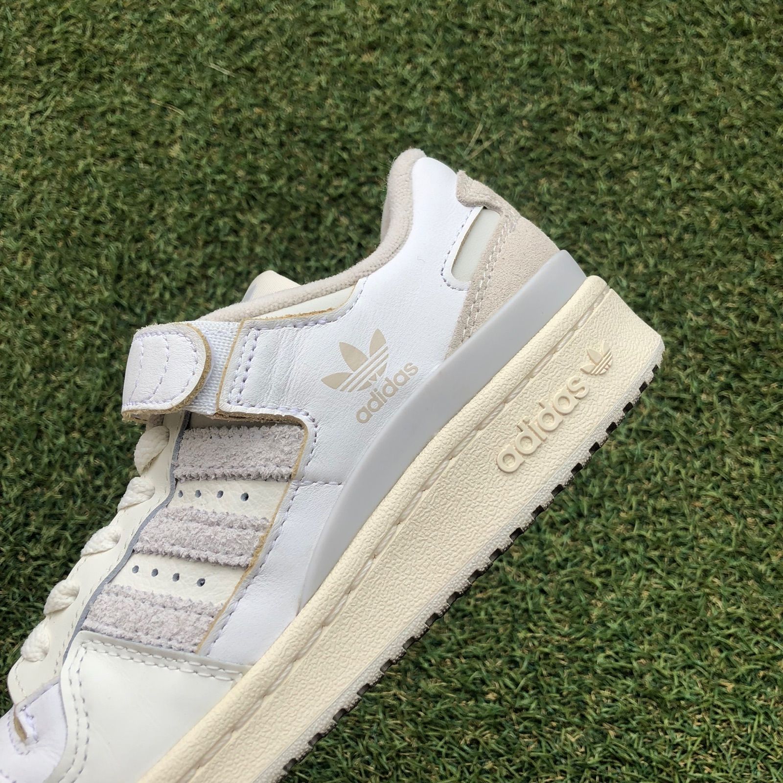 美品23 adidas FORUM 84 LOアディダス フォーラム HT438 美品23 adidas FORUM 84 LOアディダス フォーラム HT438 - メルカリ