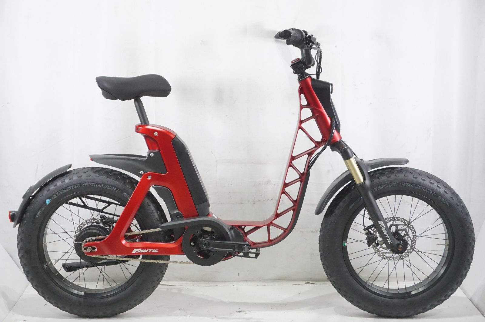 FANTIC ファンティック ISSIMO FUN 2025年モデル 20インチ e-bike | バイチャリAKIBA店
