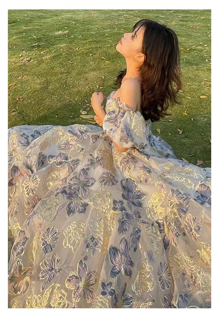 店舗のリピーター率100 ％! 2025 ブルーのプリンセス ドレス 花柄×キラキラ×ベルスリーブ｜結婚式 前撮り 二次会にもぴったり♪