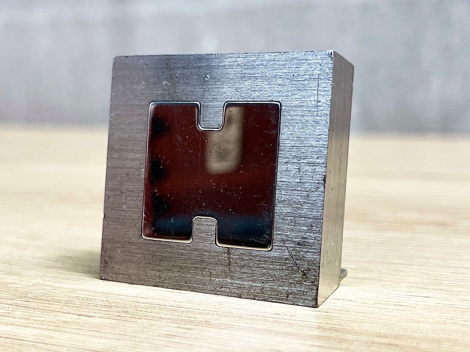 C-11307  HERMES エルメス フォトスタンド Hロゴ 写真立て カードスタンド メタル シルバー 雑貨
