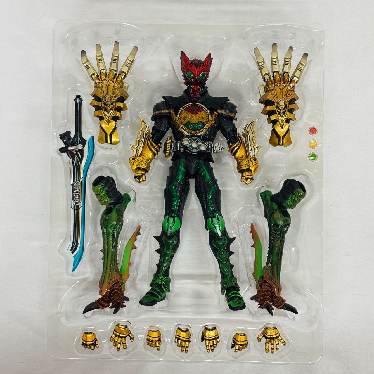 仮面ライダーオーズ タトバコンボ S.I.C. Amazon.co.jp | TAMASHII NATIONS S.I.C. 仮面ライダーオーズ