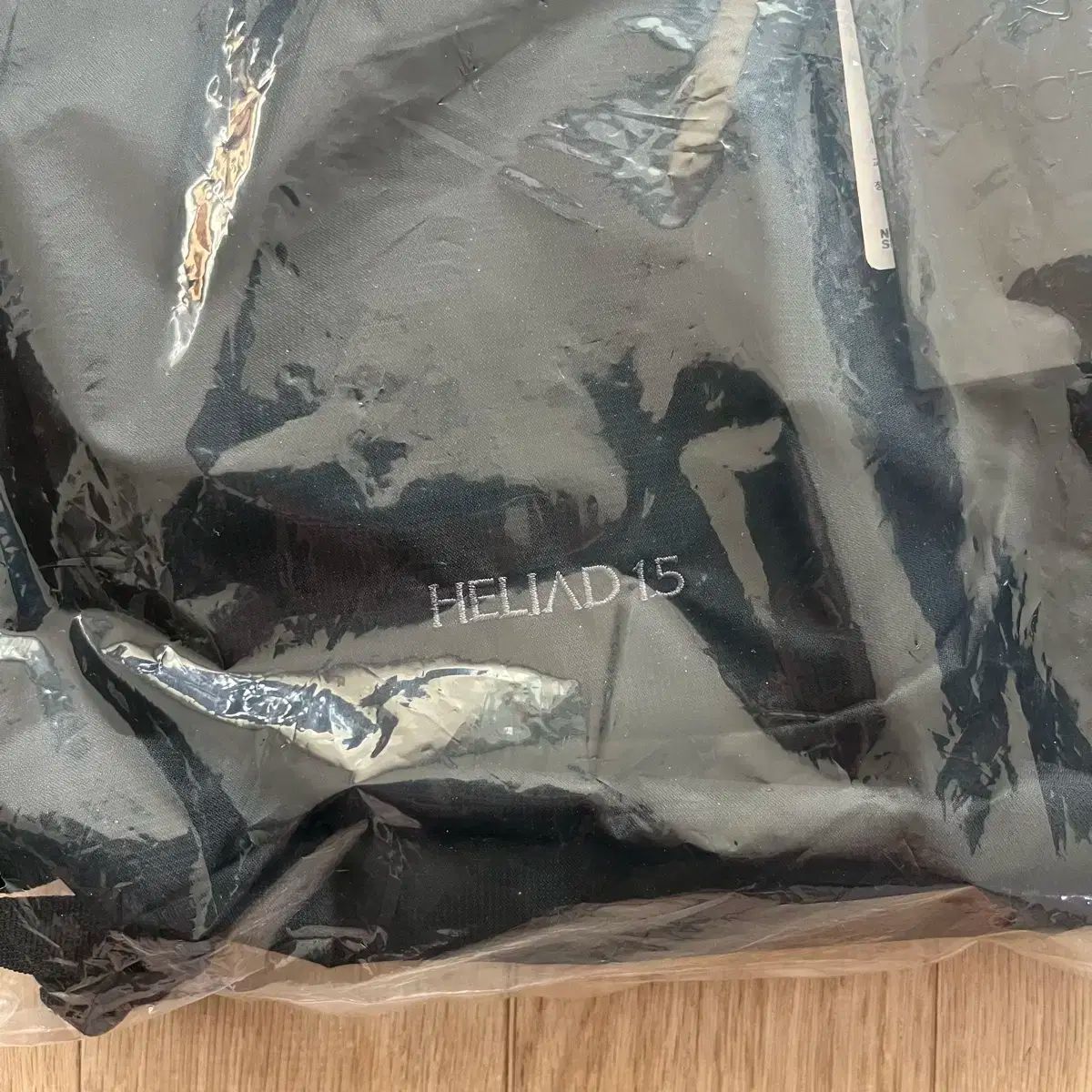 新品 ARC'TERYX(アークテリクス) ヒリアド 15 ブラック - メルカリ