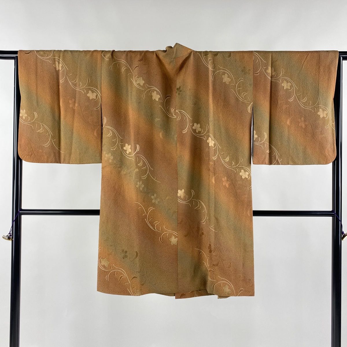 道中着 身丈98cm 裄丈68cm L 和装コート 花唐草 地紋 山吹茶色 正絹