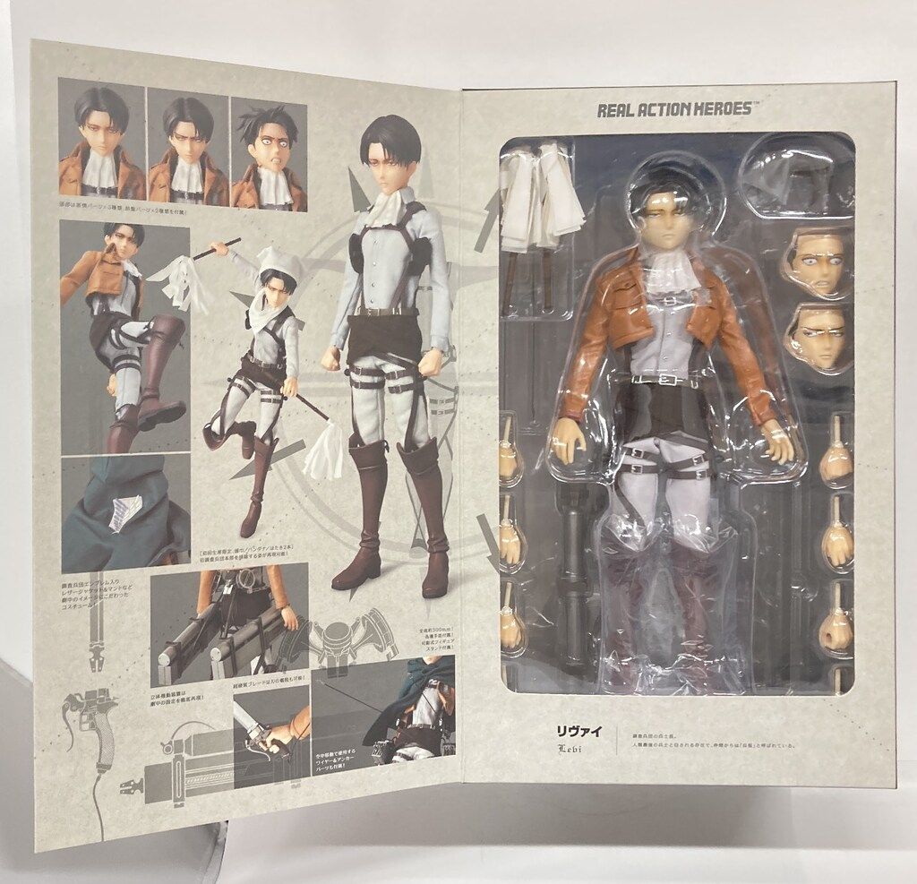 新品未開封！　進撃の巨人 リヴァイ 初回生産限定版 フィギュア Amazon.co.jp: RAH リアルアクションヒーローズ 進撃の巨人