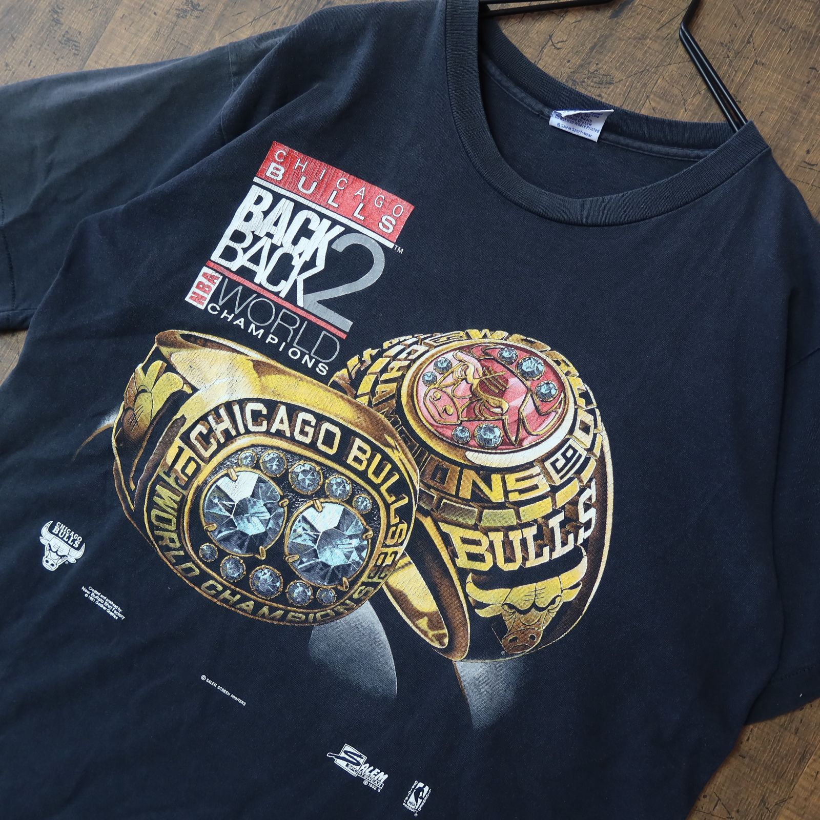 美品 セーラム SALEM 半袖 Tシャツ NBA シカゴ ブルズ 90s｜メンズ