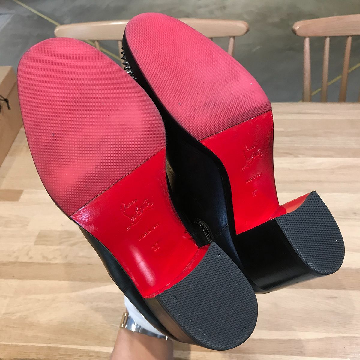 美品】クリスチャンルブタン 24cm ショートブーツ スタッズ ブラック