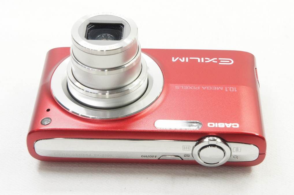 CASIO EX-Z200 コンパクトデジタルカメラ Casio Exilim EX-Z200 Digital Camera (Black) EX-Z200BKEBB B&H