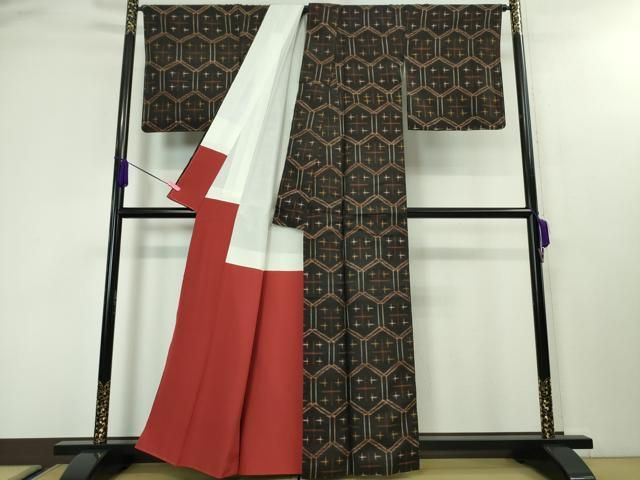 平和屋本店□極上 国指定重要無形文化財 本場久米島紬 山藤