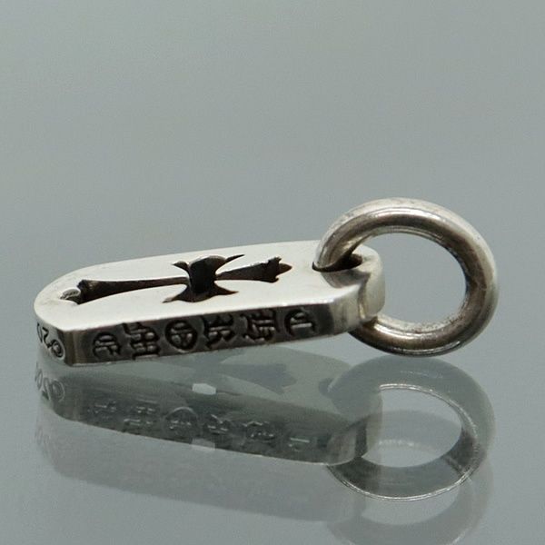 クロムハーツカットアウトクロスドッグタグwithダイヤモンド(タイニー