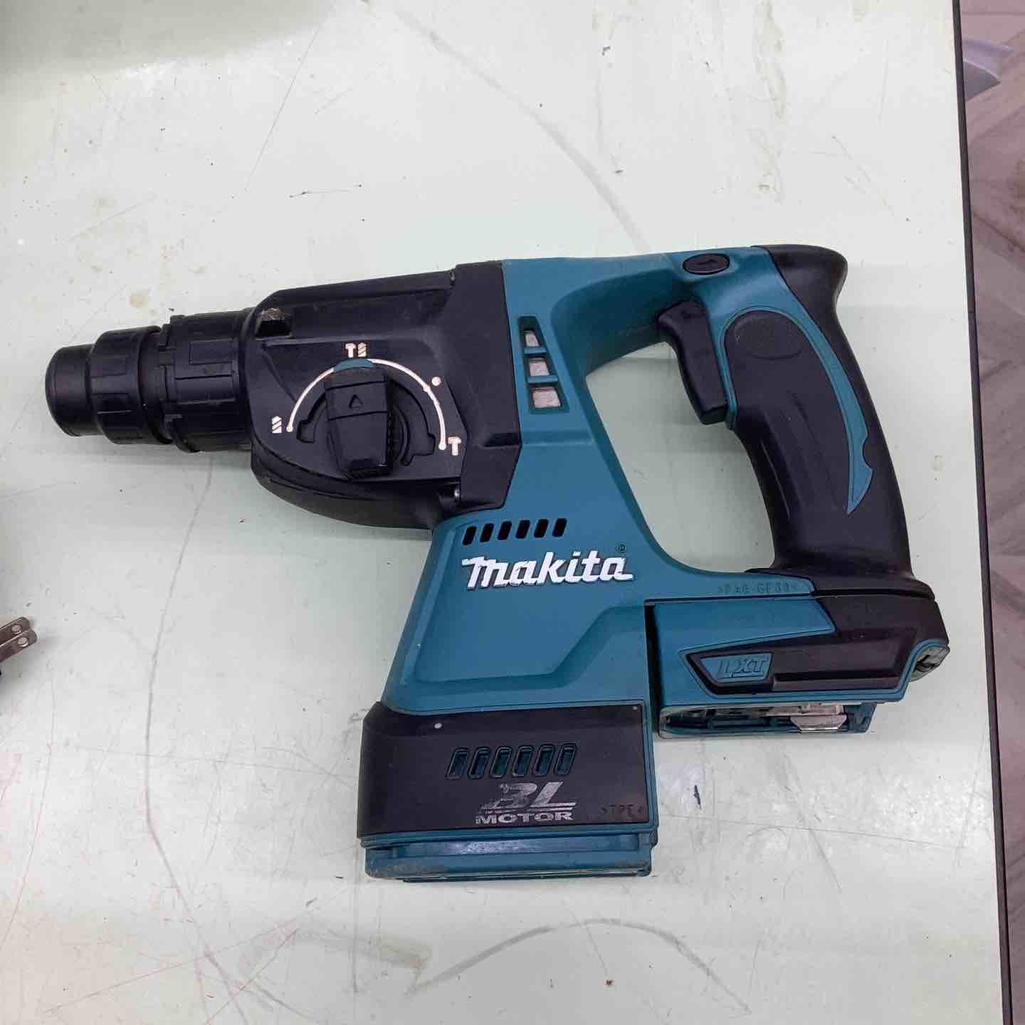 マキタ makita コードレスハンマドリル HR242DZK 越谷店