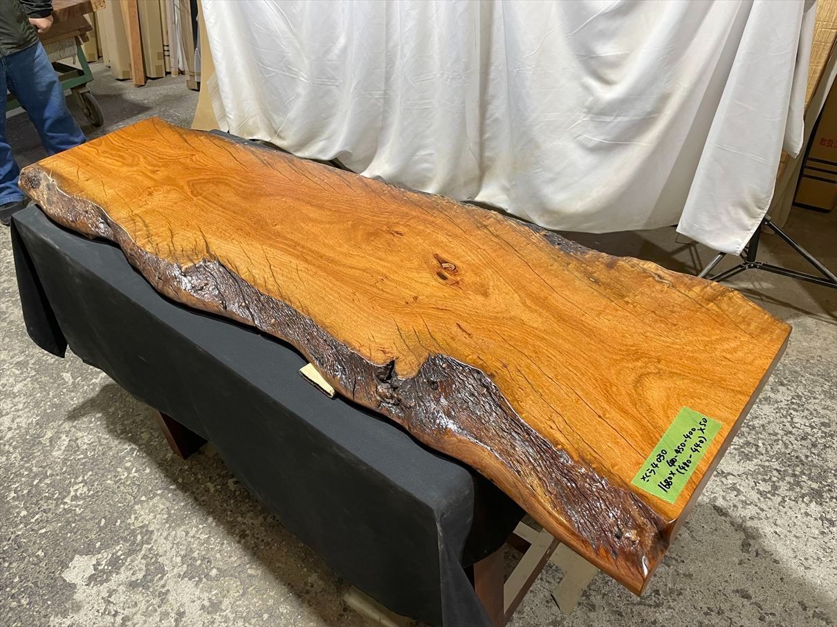 さくら4030　チェリー　一枚板無垢 乾燥材　1680x410-450-400x50mm カウンター　センターテーブル　ローテーブル　棚　テレビ台