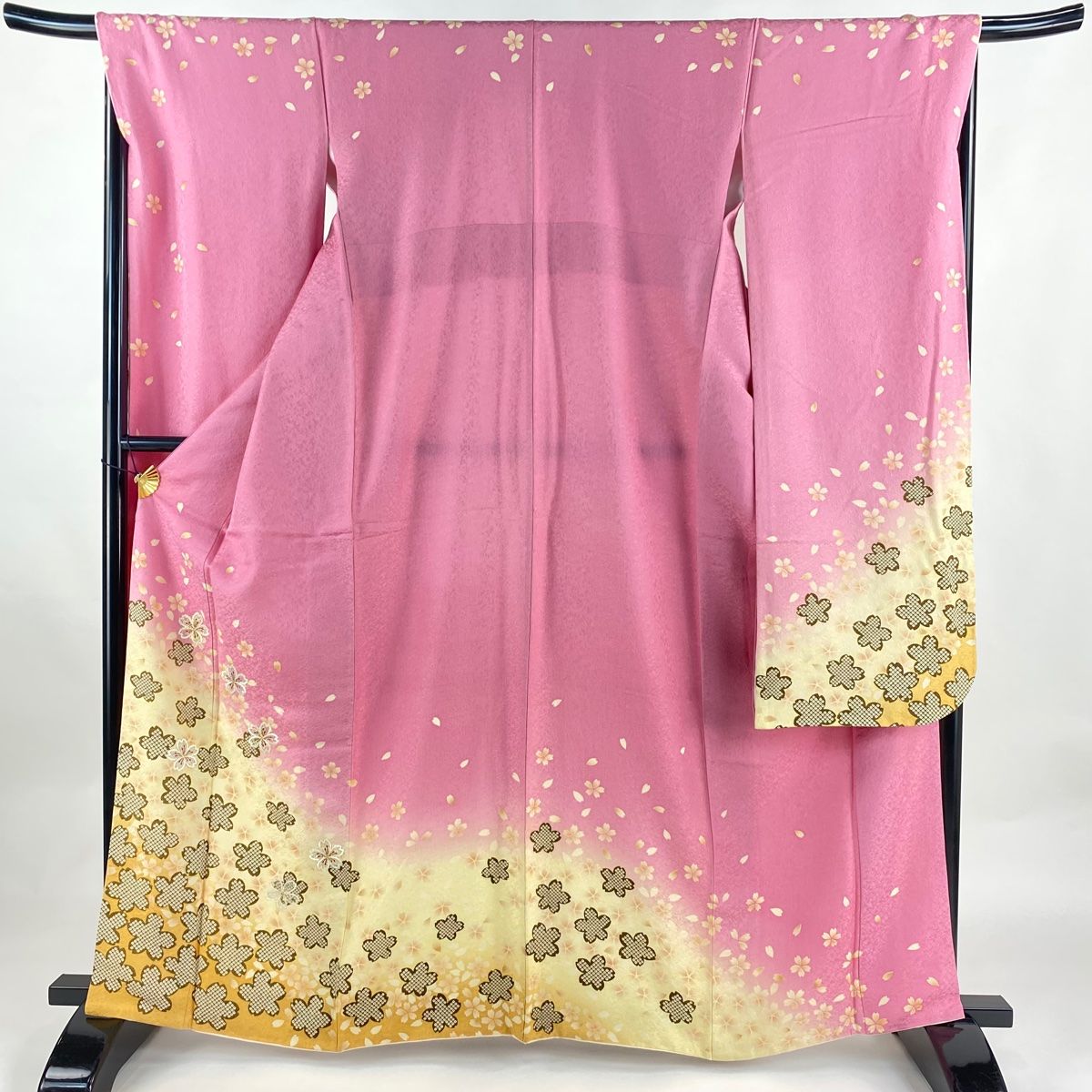 振袖 身丈162cm 裄丈69cm L 袷 桜 花びら 銀通し 刺繍 ピンク 正絹