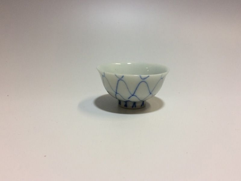 セール！・ レア！　印判　人気の 網目紋様　茶碗　五客　お猪口三客　オマケ レア！-印判-人気の-網目紋様-茶碗-五客-お猪口三客-オマケ