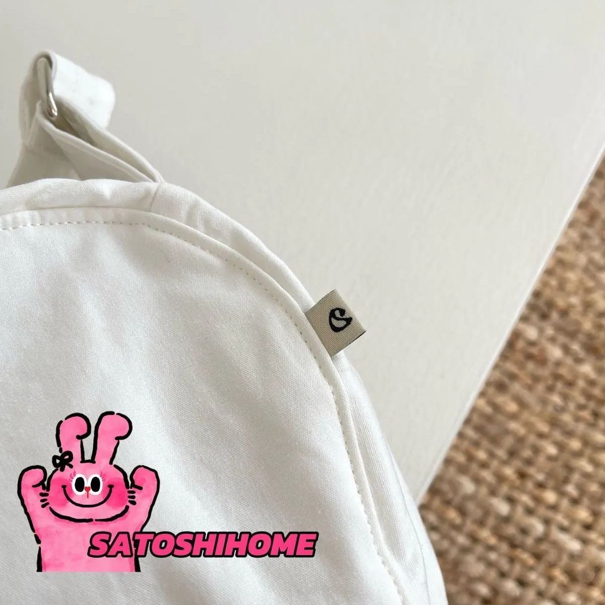 大人気 【COYSEIO】 03 WING BAG ●送料・関税込● 韓国COYSEIO WING BAG WHITE 大人気 羽柄 ハンドバッグ トート