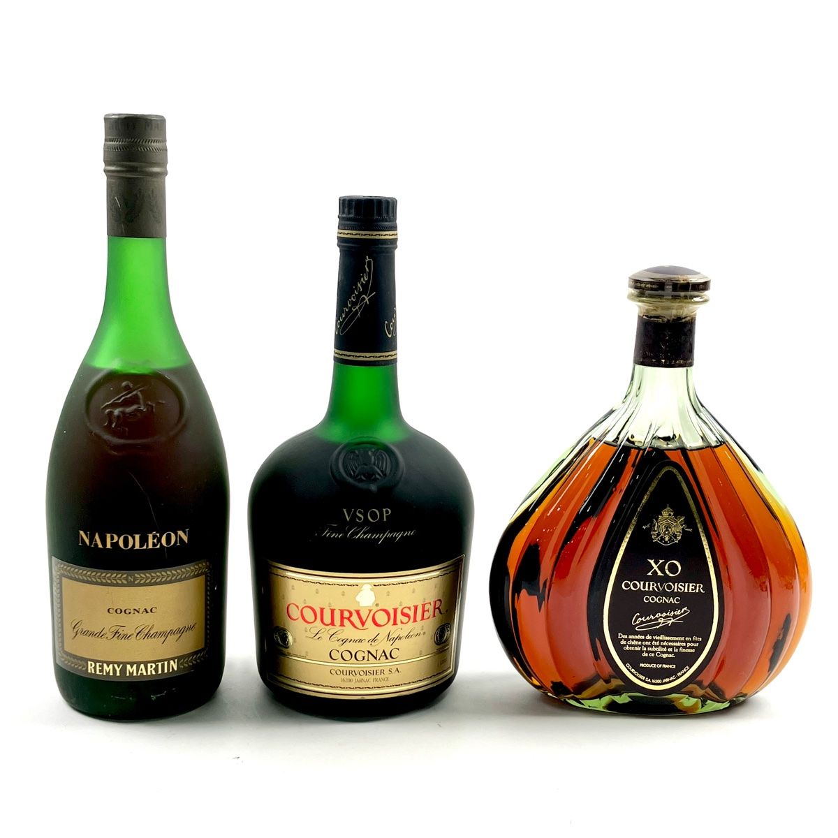 REMY MARTIN ナポレオンとラーセン S.A コニャックの二本セット！ 3本 REMY MARTIN COURVOISIER HINE コニャック 700ml（MH-1996
