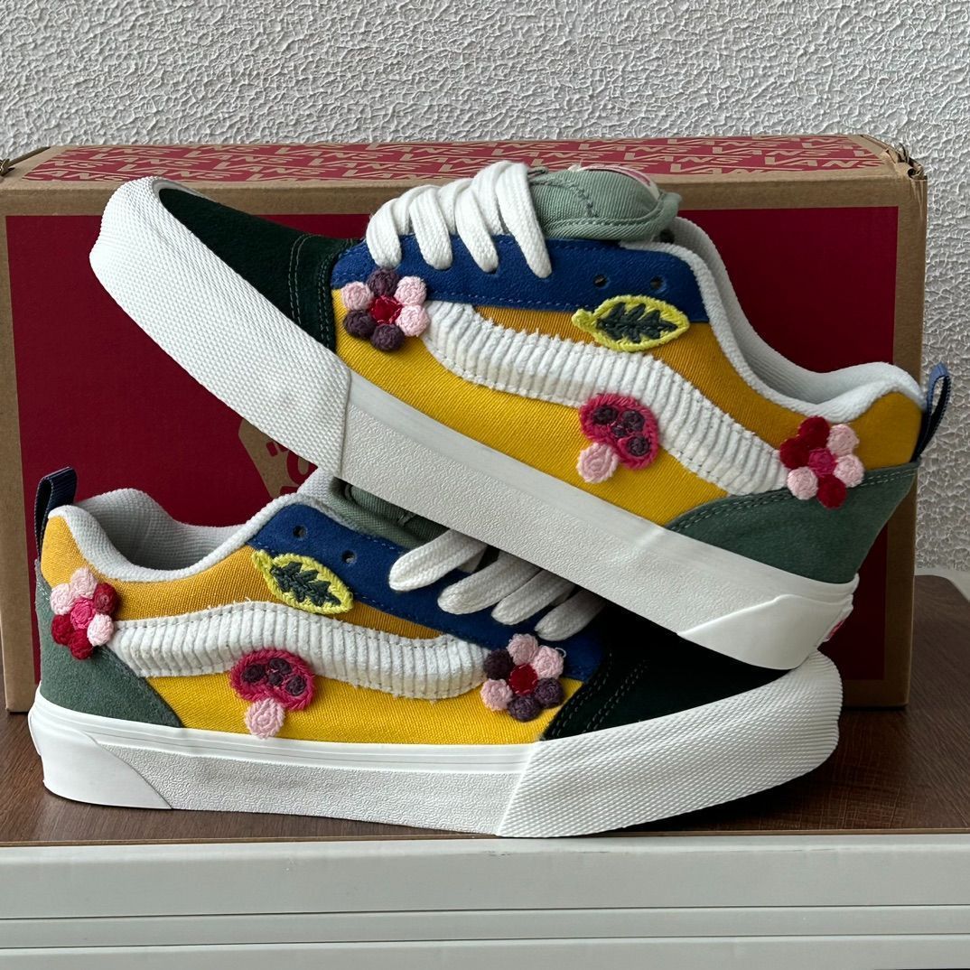 今日特価】Vans Knu Skool グリーン 春の花柄 ふわふわパン
