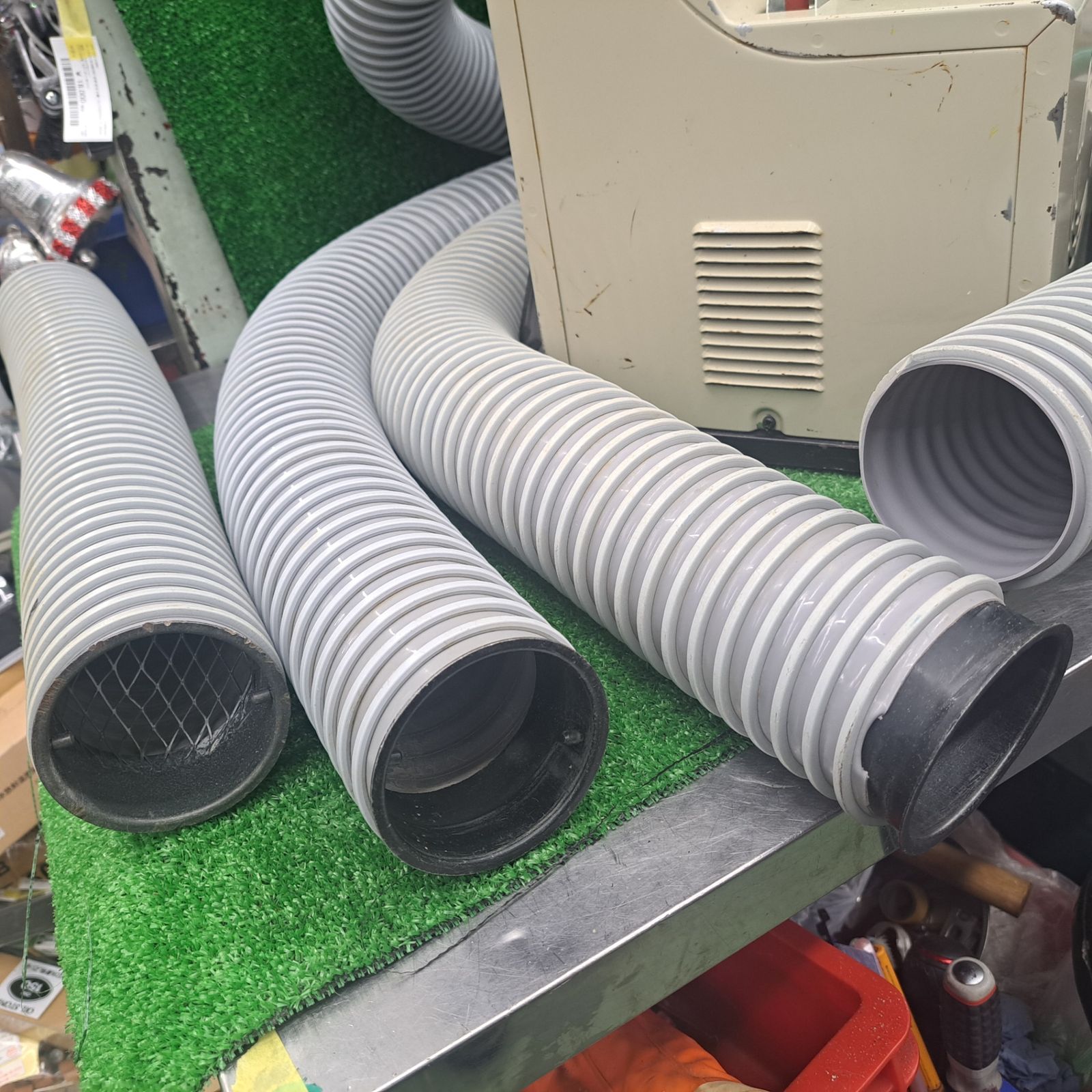 値下げ マキタ makita 集じん機 411 P 乾式 粉じん用 ホース 集じん袋付き 桶川店 【大放出セール開催中！】