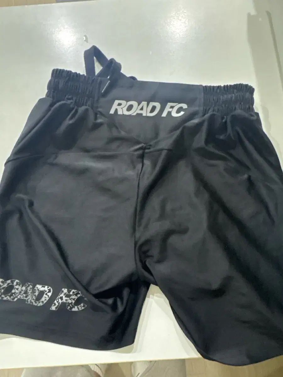 ROAD FC ブラック トレーニング 半ズボン