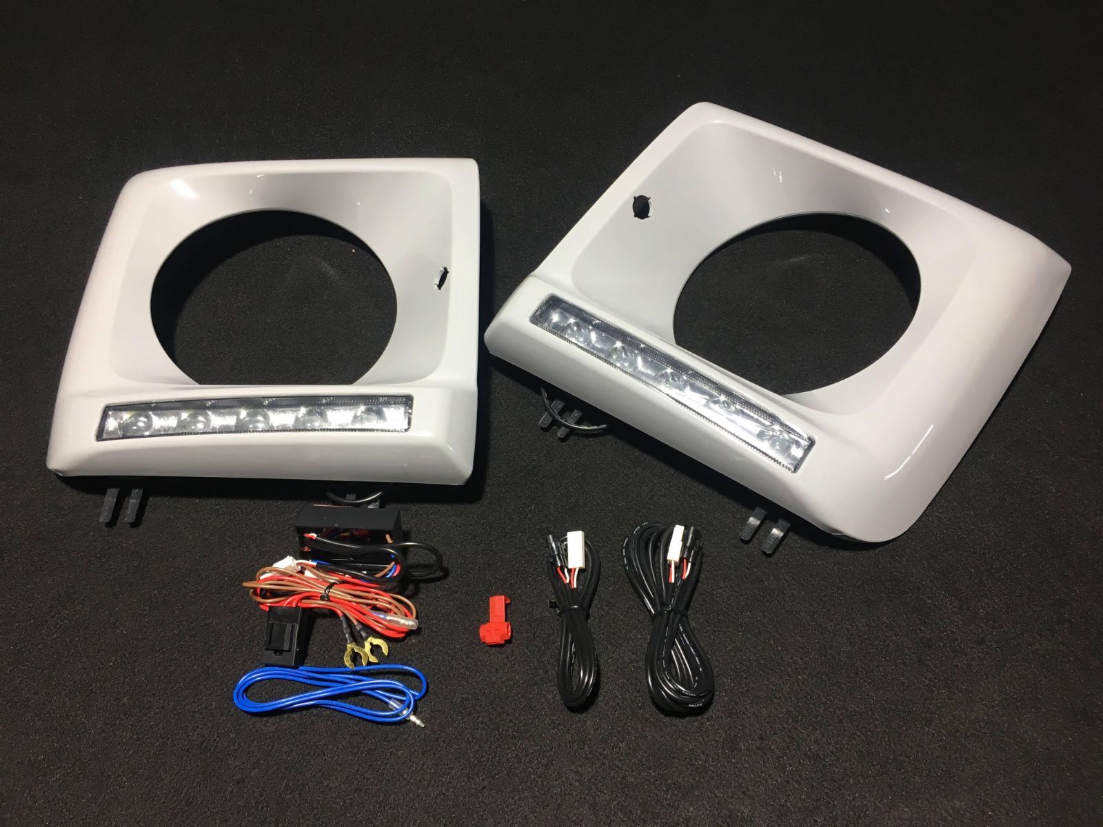 ベンツ Gクラス W463 2013yスタイル LEDデイライト カバー 未塗装品 商品番号3476
