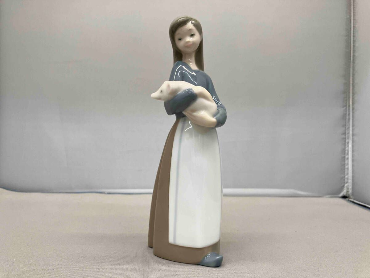 LLADRO リヤドロ 子豚を抱く少女