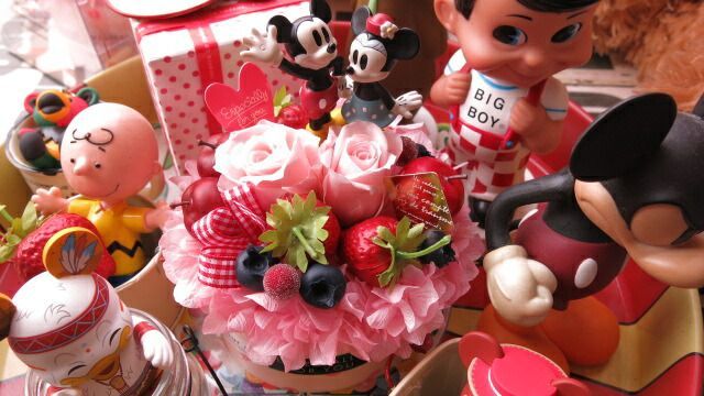 クリスマスプレゼント ディズニー 花 フラワーギフト フラワーケーキ プリザーブドフラワー入り ケース付き ノーマル ミッキーマウス ミニー 誕生日プレゼント 記念日の贈り物におすすめのフラワーギフト WWW_GEBZETESISAT_COM_TR