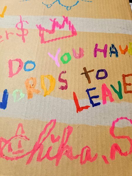 段ボールペイント】Do you have words to leave? - メルカリ