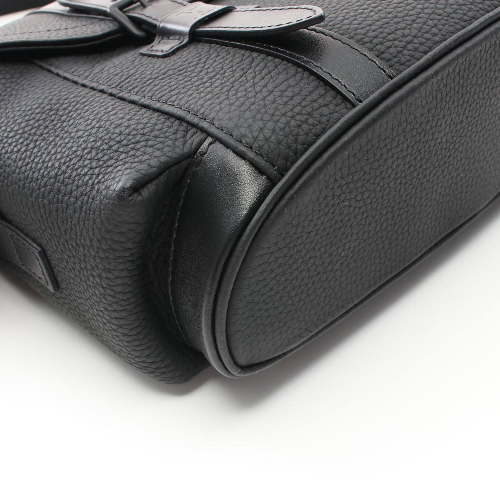 ルイヴィトン クリストファーメッセンジャー  M58476【Aランク】【中古】 LOUIS VUITTON - ルイヴィトン クリストファーメッセンジャー M58476
