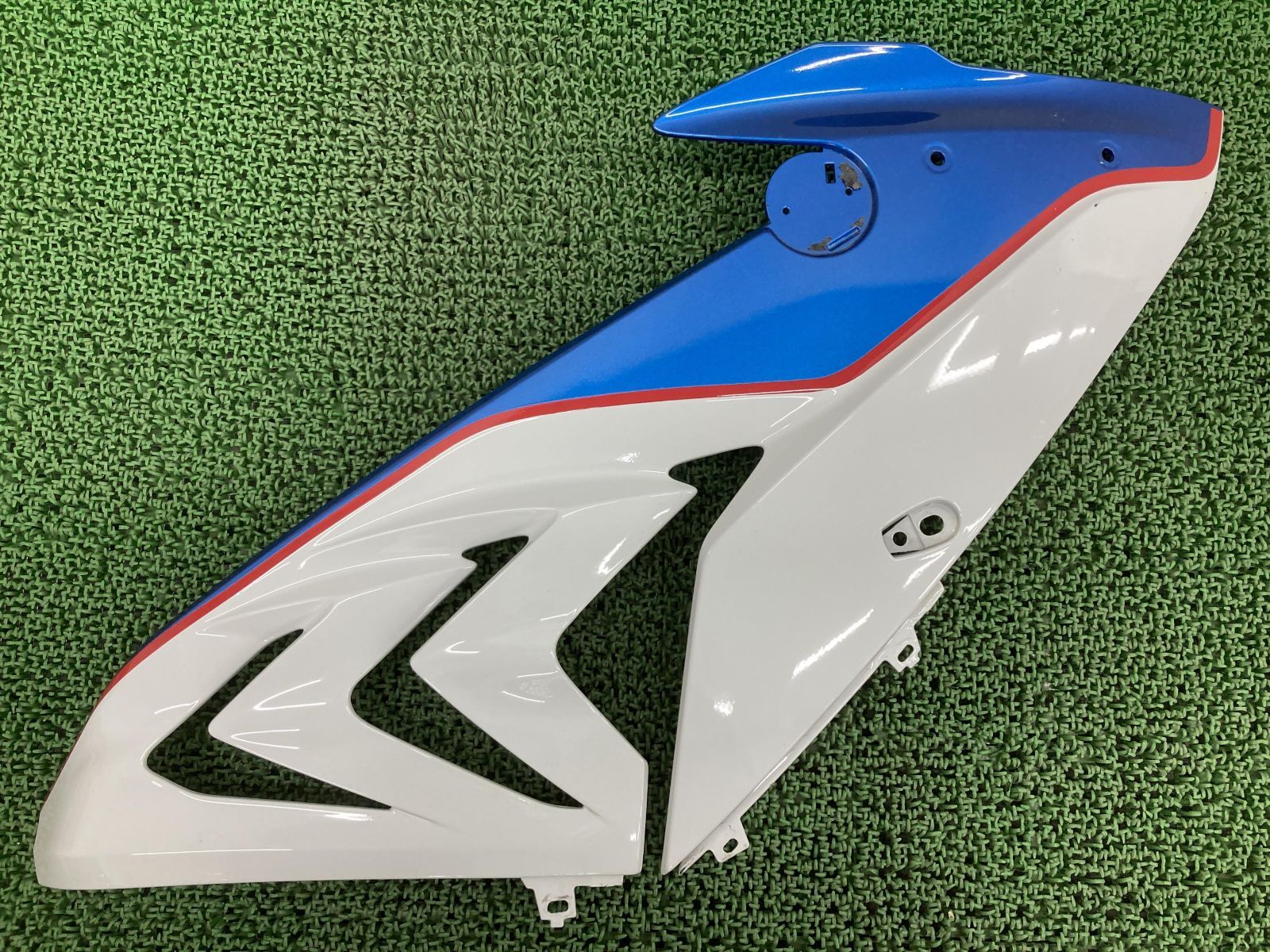 S1000RR サイドカウル 右 白/青/赤 4663 8 546 432 BMW 純正 中古 バイク 部品 K46 割れ欠け無し 品薄 希少品 車検 Genuine