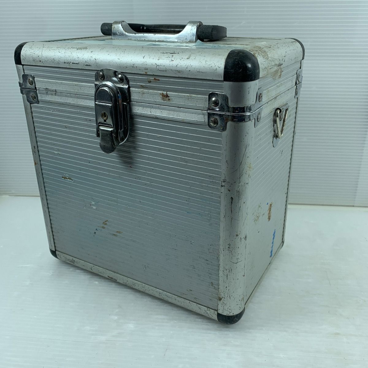 κκMAKITA マキタ レーザー機器 レーザー墨出し器 ケース付 コードレス  