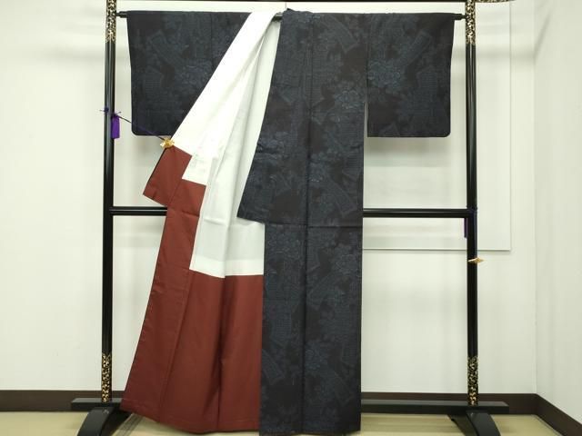 平和屋本店□極上 本場結城紬 重要無形文化財 80亀甲 草花文 濃紺地