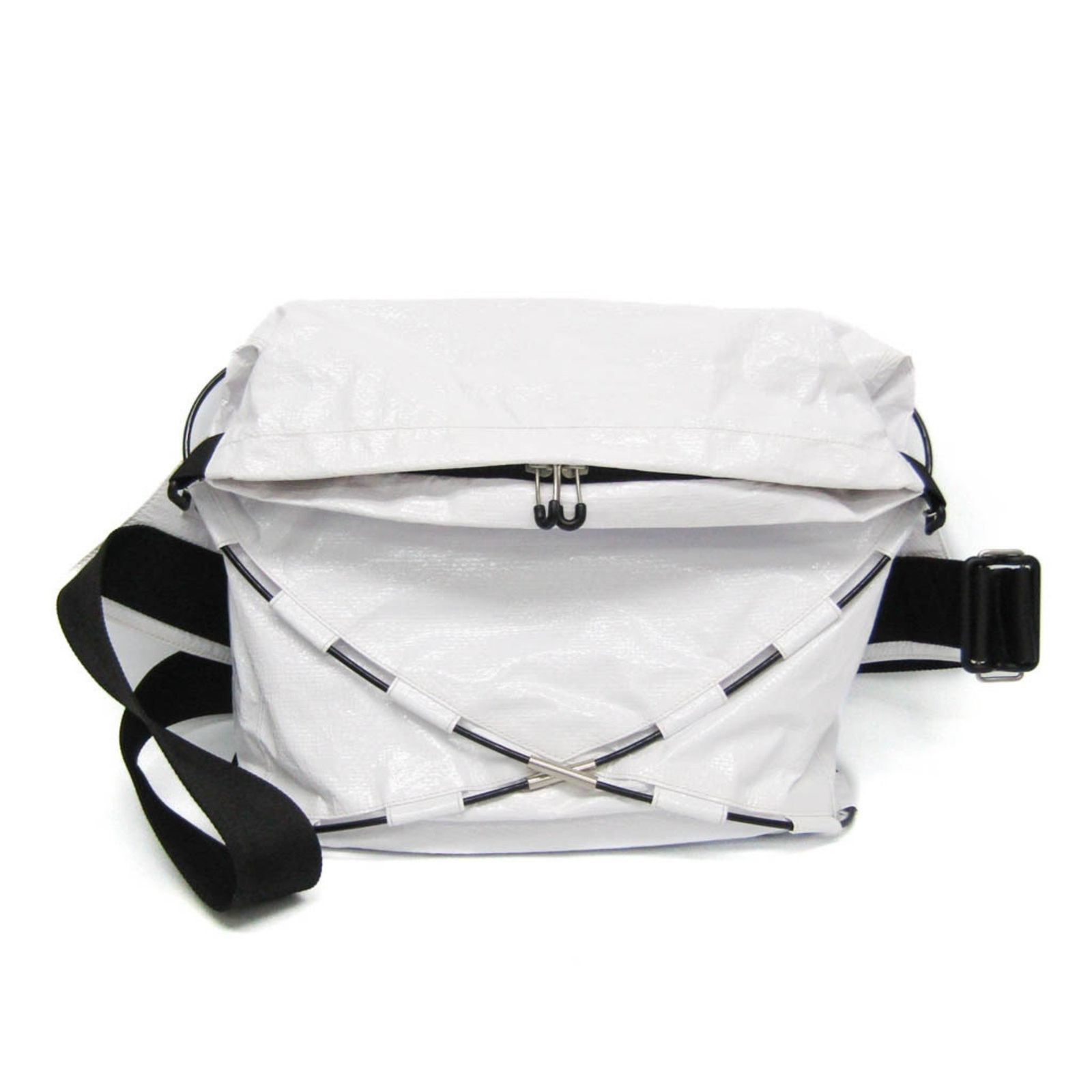 ボッテガ・ヴェネタ(Bottega Veneta) テント TENT 691388 メンズ,レディース ポリプロピレン ショルダーバッグ,ボディバッグ ブラック,ホワイト