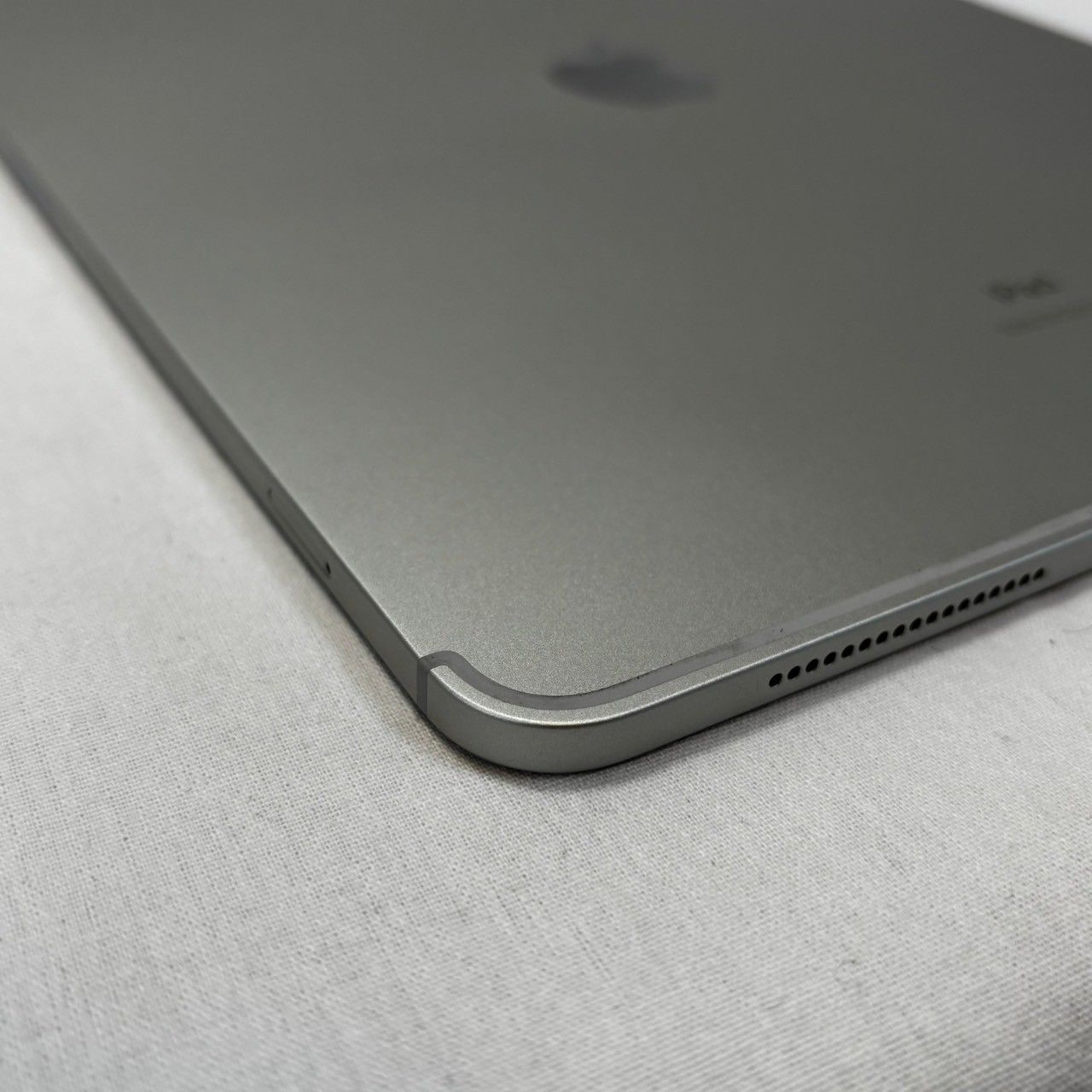 iPad|Pro|12.9インチ|第4世代|128GB|SIMフリー化可|バッテリー100％|動作良好|No.720