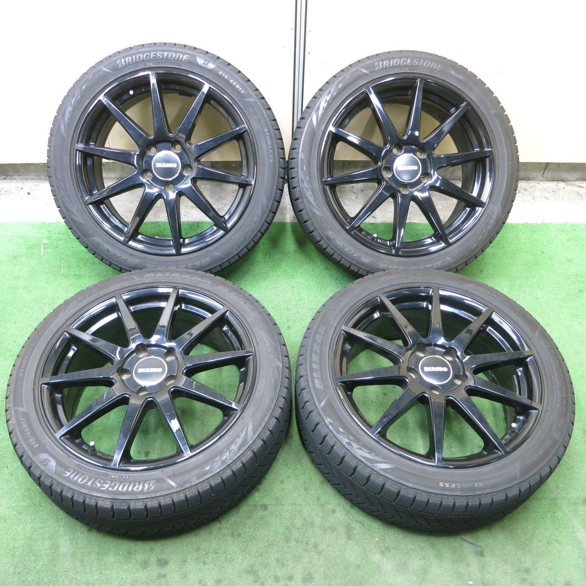 バリ溝！22年！8.5分☆ベンツ 等 BIASSO BI-01 215/45R17